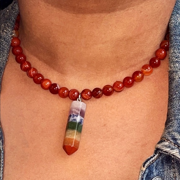 New "Align My Chakra" Red Agate Arrow Pendant Choker Necklace - Picture 2 of 2